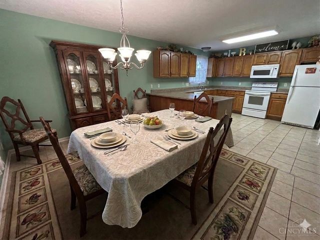 1260 Autumn Walk, Hamilton, OH 45013