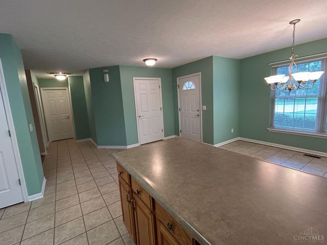 1260 Autumn Walk, Hamilton, OH 45013