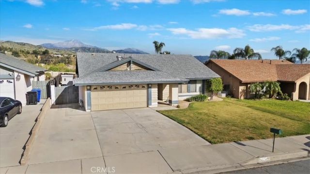 6959 Grove, Highland, CA 92346