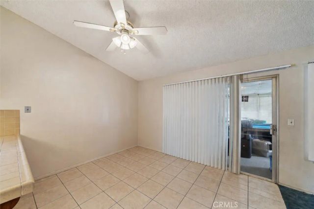 6959 Grove, Highland, CA 92346