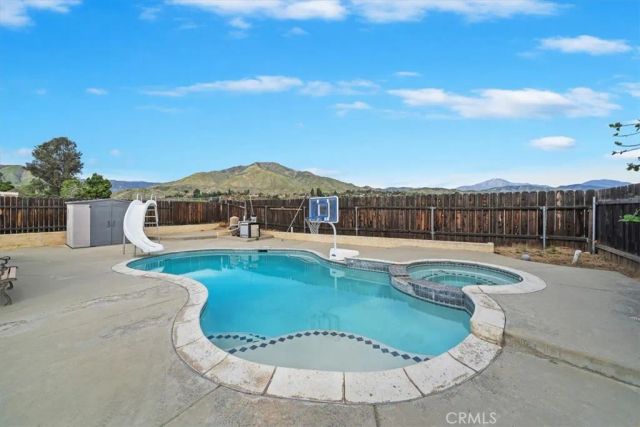 6959 Grove, Highland, CA 92346