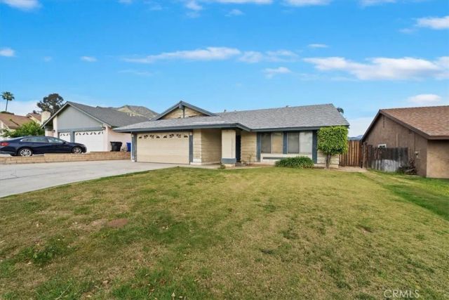 6959 Grove, Highland, CA 92346