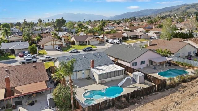 6959 Grove, Highland, CA 92346