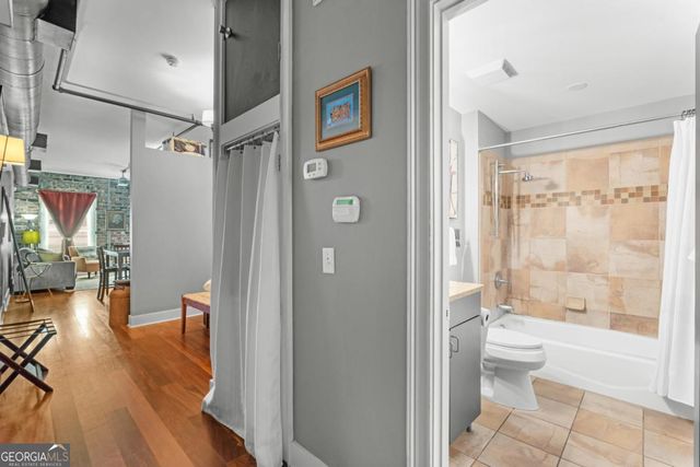 310 W Broughton Street 3011, Savannah, GA 31401