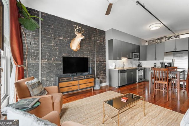 310 W Broughton Street 3011, Savannah, GA 31401