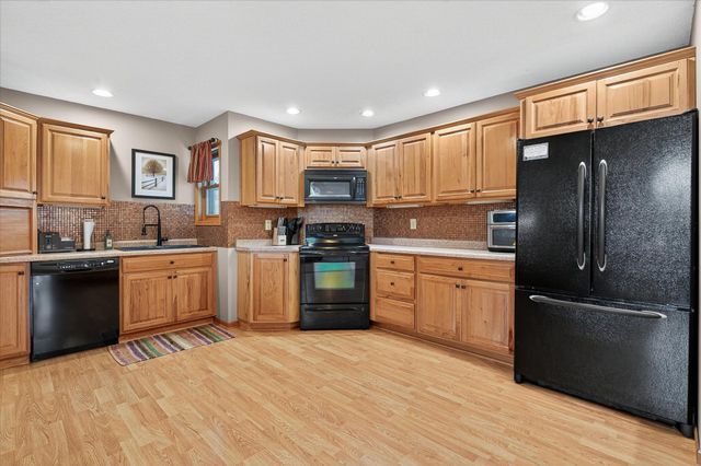 5910 Canterbury Avenue NE, Buffalo, MN 55313