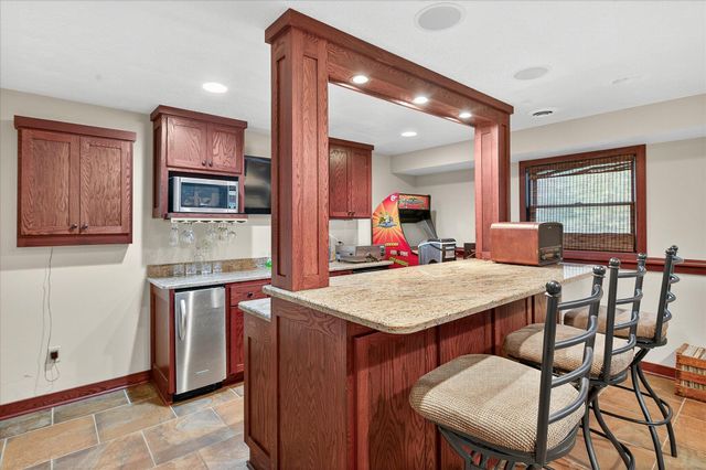 5910 Canterbury Avenue NE, Buffalo, MN 55313