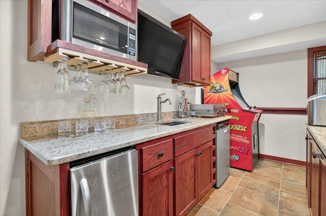 5910 Canterbury Avenue NE, Buffalo, MN 55313