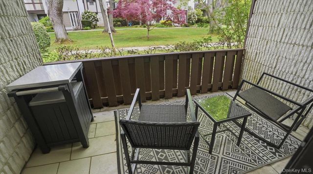 65 Richmond Boulevard 1B, Ronkonkoma, NY 11779