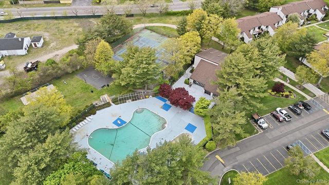 65 Richmond Boulevard 1B, Ronkonkoma, NY 11779