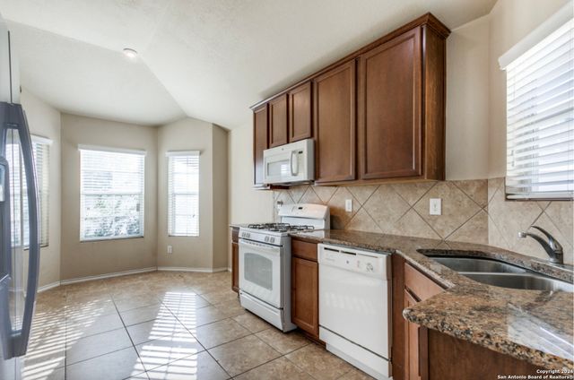 3554 YORK CREST, San Antonio, TX 78245