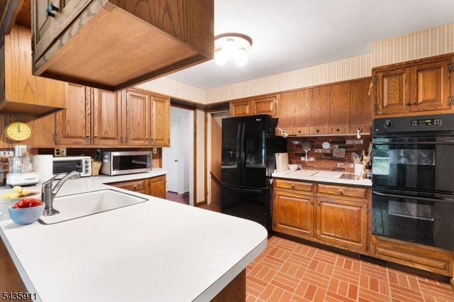 1955 Route 206, Chester Twp., NJ 07930