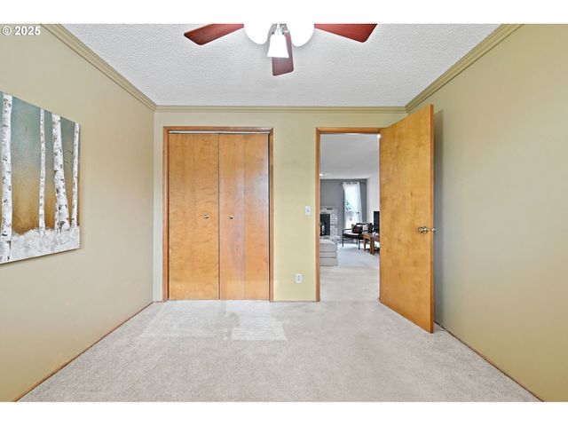 1500 CAROBELLE Ct, Cottage Grove, OR 97424