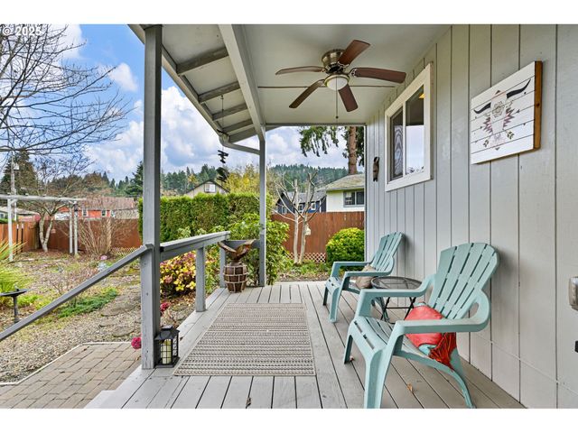 1500 CAROBELLE Ct, Cottage Grove, OR 97424