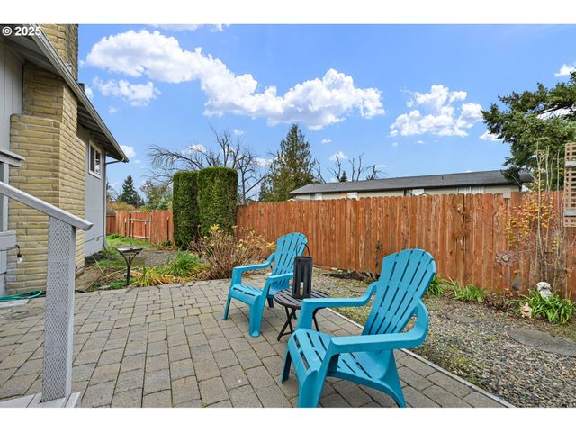 1500 CAROBELLE Ct, Cottage Grove, OR 97424