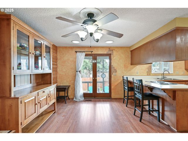 1500 CAROBELLE Ct, Cottage Grove, OR 97424