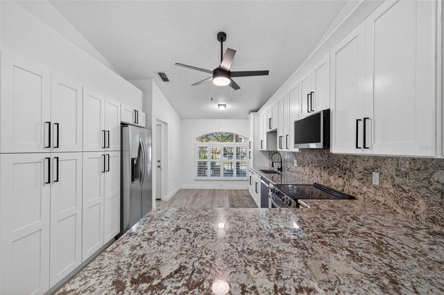 3051 BROOKFIELD LANE, Clearwater, FL 33761