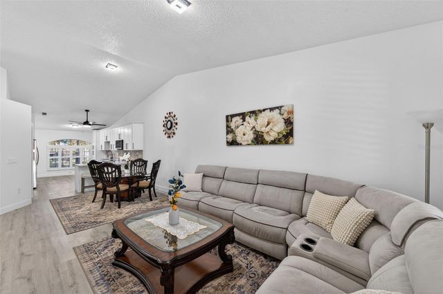 3051 BROOKFIELD LANE, Clearwater, FL 33761