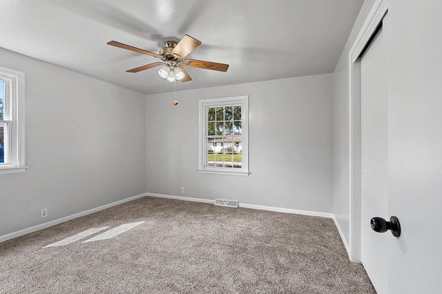 1634 LILAC LANE, Green Bay, WI 54302