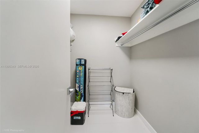 5161 Collins Ave 1508, Miami Beach, FL 33140