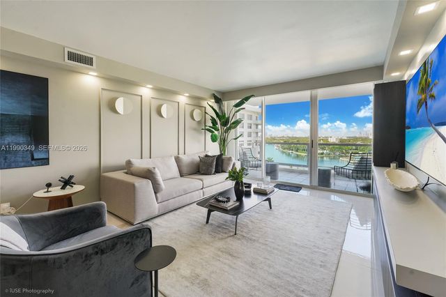 5161 Collins Ave 1508, Miami Beach, FL 33140