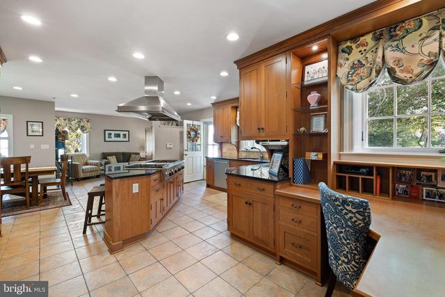 4501 WHITTIER RD, Wilmington, DE 19802