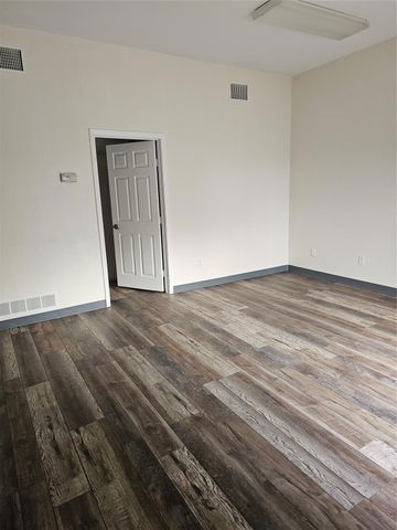 227 Texas Street, Cedar Hill, TX 75104