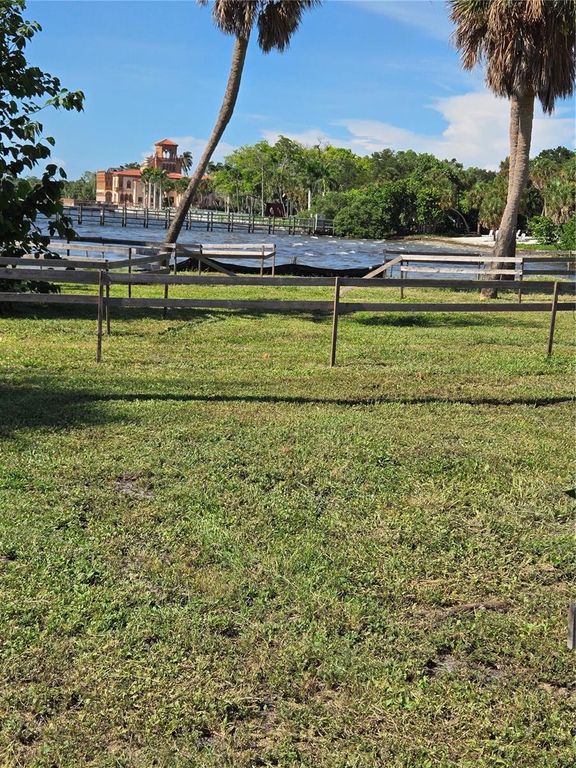 333 N. SHORE DRIVE, Sarasota, FL 34234