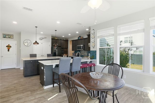 18 Minning Loop, Richmond Hill, GA 31324