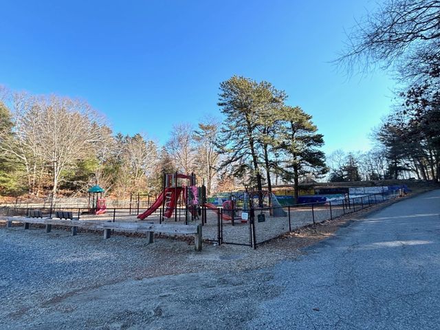 40 Landing Road, Kingston, MA 02364