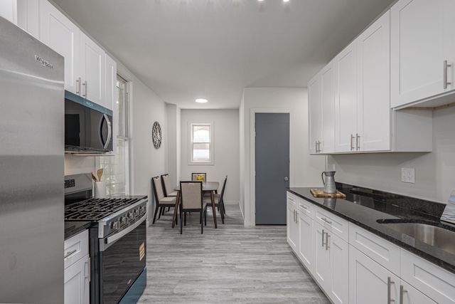 5901 S Indiana Avenue, Chicago, IL 60637