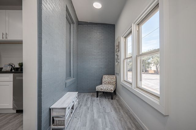 5901 S Indiana Avenue, Chicago, IL 60637