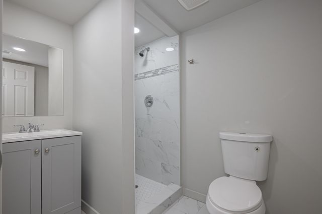 5901 S Indiana Avenue, Chicago, IL 60637