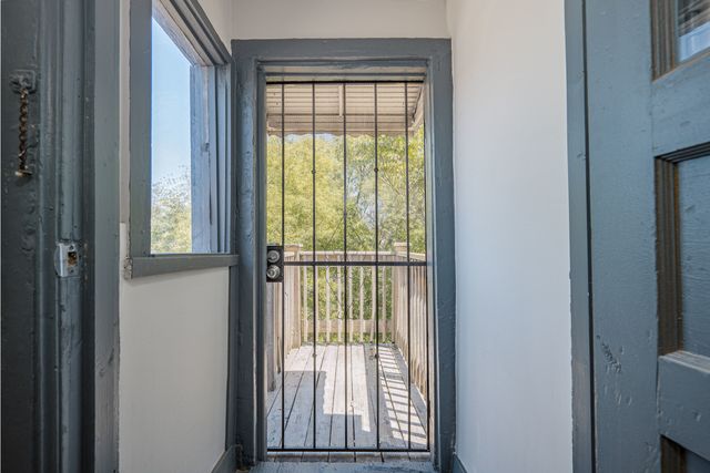 5901 S Indiana Avenue, Chicago, IL 60637