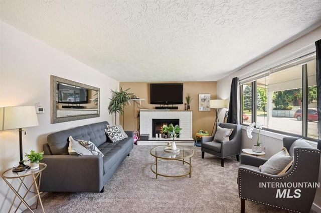 1305 N Chelsea St, Boise, ID 83704