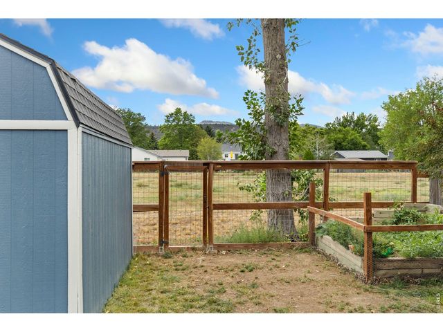 3701 Dalton Dr, Fort Collins, CO 80526