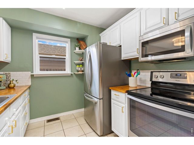 3701 Dalton Dr, Fort Collins, CO 80526