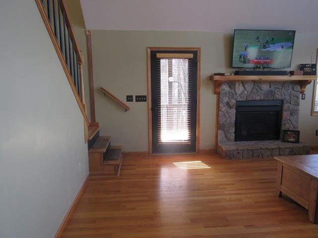 31 Grant Dr, Brasstown, NC 28902