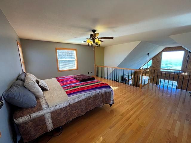 31 Grant Dr, Brasstown, NC 28902