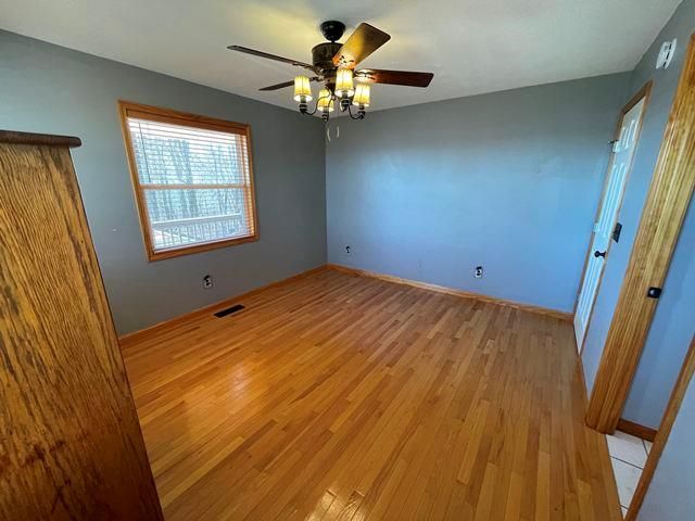 31 Grant Dr, Brasstown, NC 28902