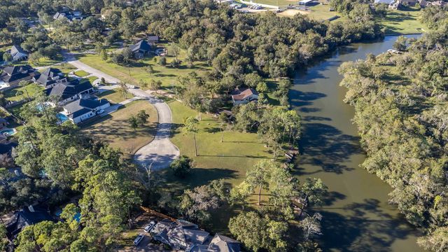 30 Ellis Road, League City, TX 77573