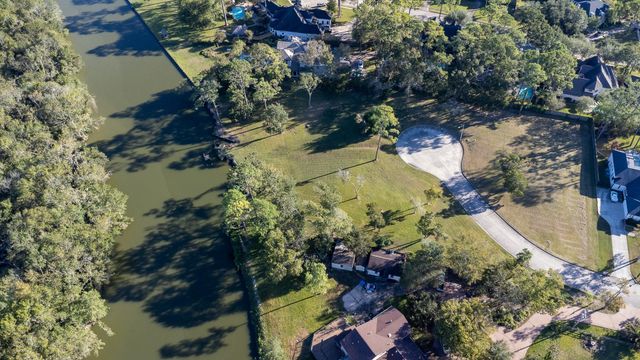 30 Ellis Road, League City, TX 77573