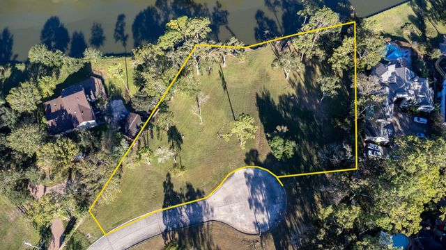 30 Ellis Road, League City, TX 77573