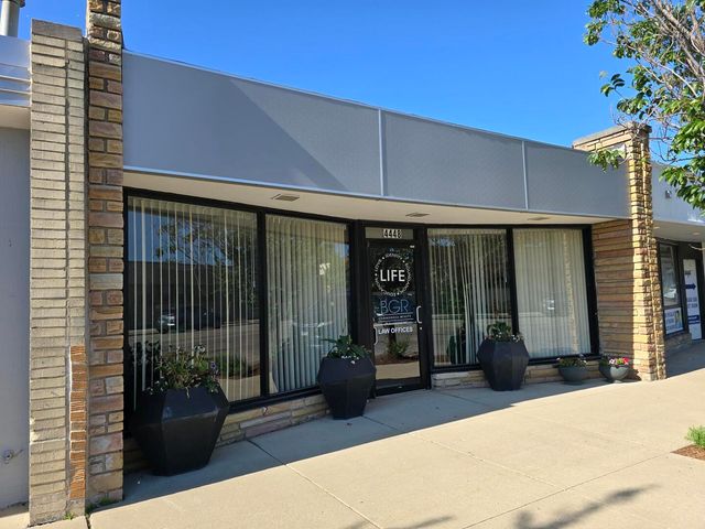 4448 Oakton Street, Skokie, IL 60076