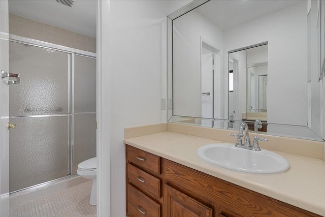 6510 OLIVEWOOD Circle, Greenacres, FL 33463