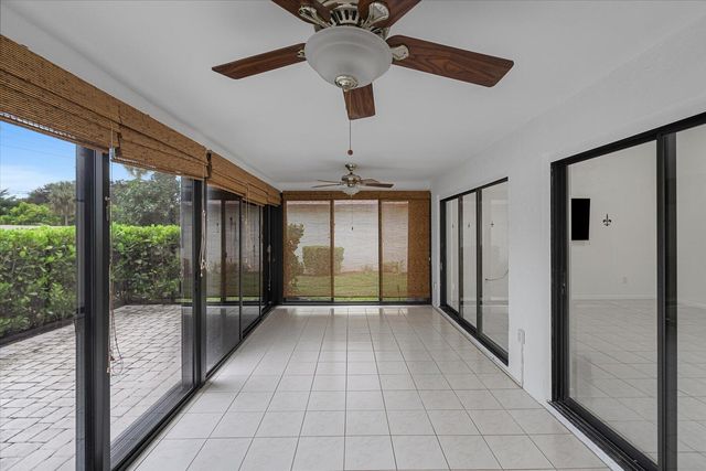 6510 OLIVEWOOD Circle, Greenacres, FL 33463