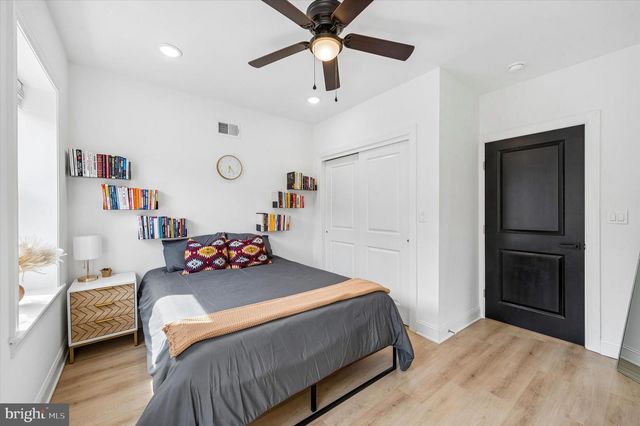 1227 WEBSTER ST, Philadelphia, PA 19147