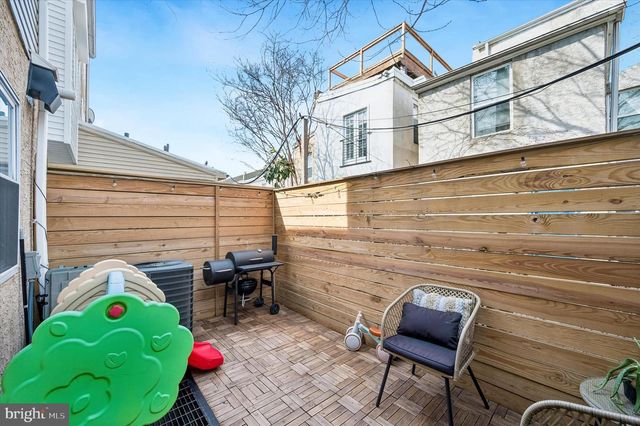 1227 WEBSTER ST, Philadelphia, PA 19147