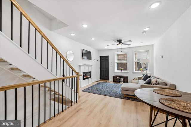 1227 WEBSTER ST, Philadelphia, PA 19147