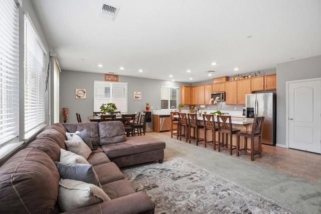 1217 Palermo Court, Salinas, CA 93905